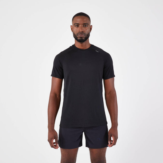 





Playera de running sin costuras negra para hombre Kiprun Run 500 Confort, photo 1 of 7